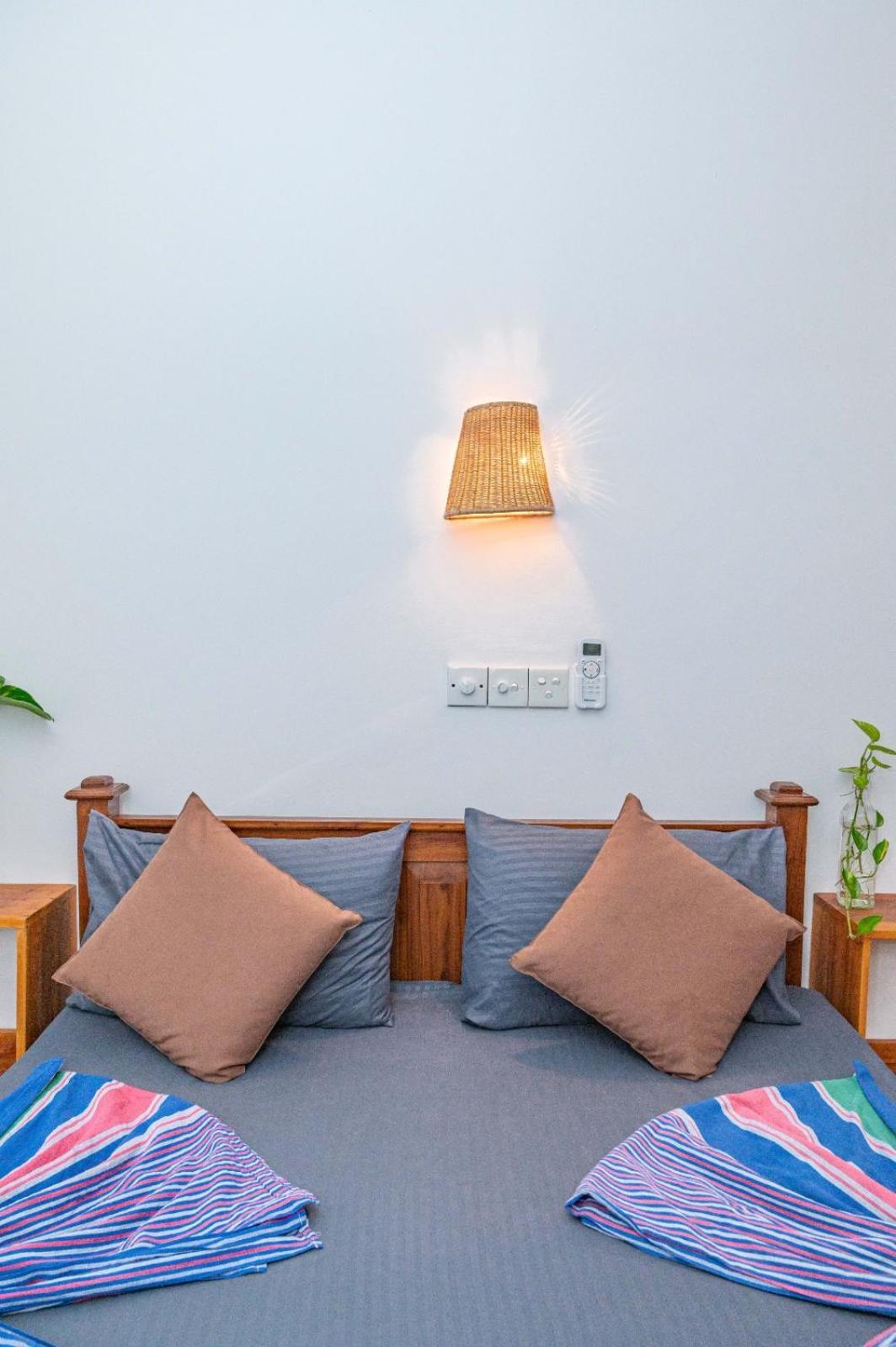 Cosynsurf Bed & Breakfast Matara Exterior photo